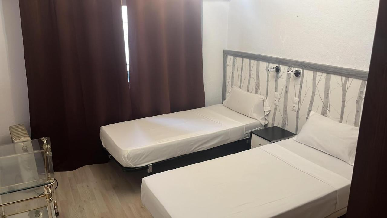 Hotel Hello Madryt Zewnętrze zdjęcie